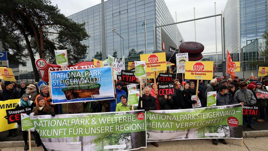 Gegen TTIP, für den Steigerwald: Proteste vor CSU-Parteitag