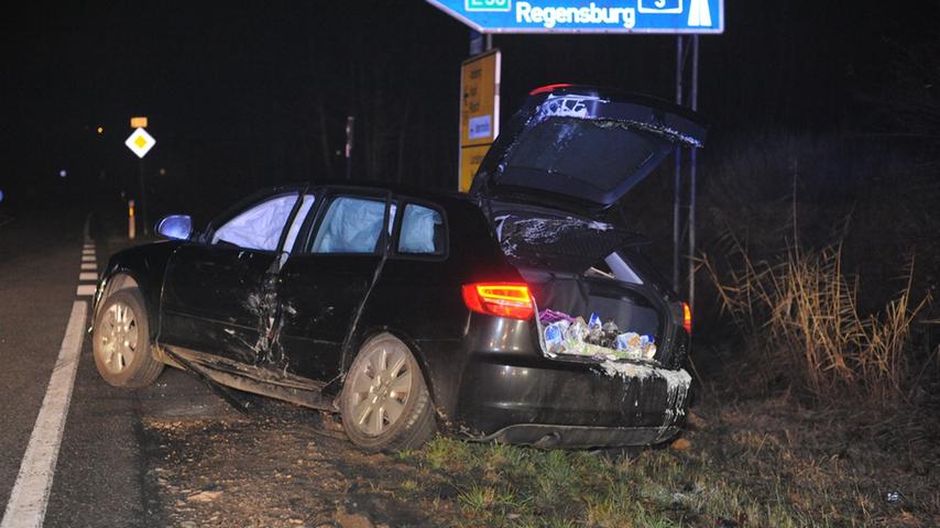 Nach Unfall bei Pilsach: Ein Schwerverletzter und zwei Totalschäden