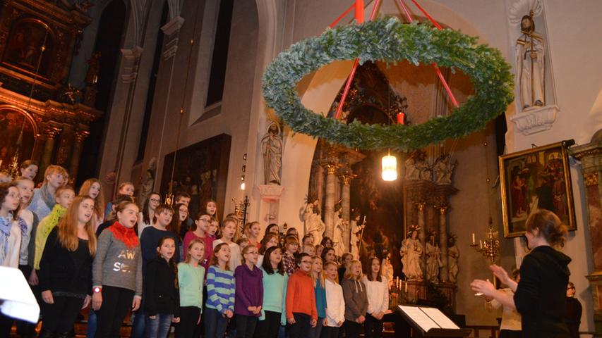 Herder-Gymnasium Forchheim gibt Weihnachtskonzert 