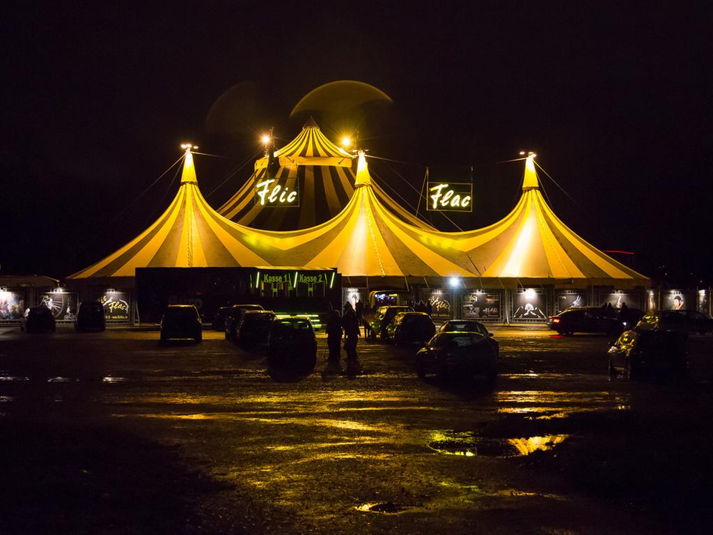 Akrobatik pur: Circus Flic Flac feiert Jubiläum in Nürnberg - Nürnberg ...