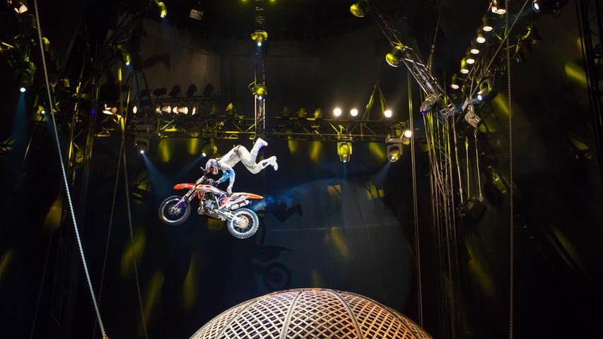 Akrobatik pur: Circus Flic Flac feiert Jubiläum in Nürnberg