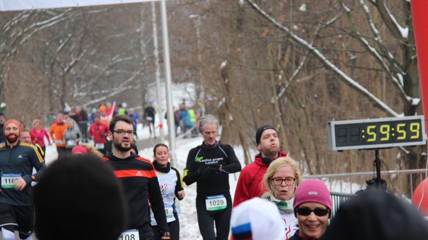 Zehn Kilometer ins neue Jahr: Der Silvesterlauf 2014