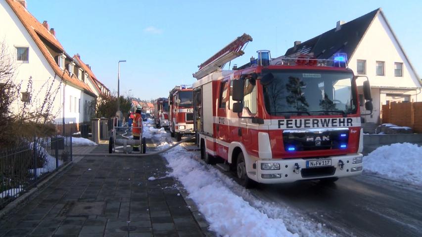 Feuer in Nürnberg-Buchenbühl: Gartenhaus brennt nieder