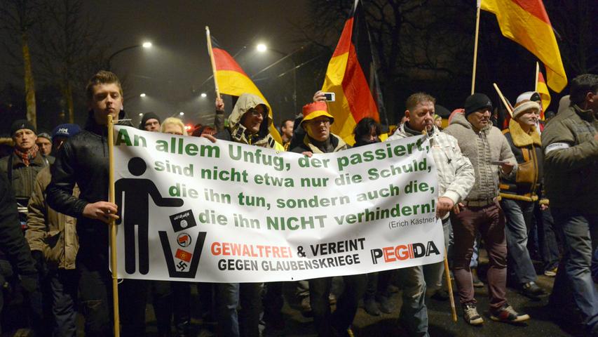 Die anti-islamische Pegida-Bewegung verzeichnet in Dresden einen Rekord-Zulauf und kämpft unter anderem mit Demonstrationen gegen die "Überfremdung" Deutschlands.