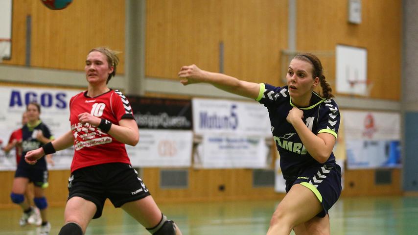 11.01.2014 --- Handball --- Saison 2014 2015 --- Bezirksoberliga BOL Fauen :  TSV Altenberg - HG Zirndorf II --- Foto: Sport-/Pressefoto Wolfgang Zink / JüRa  --- ....Linda Kondert (11, TSV Altenberg)
