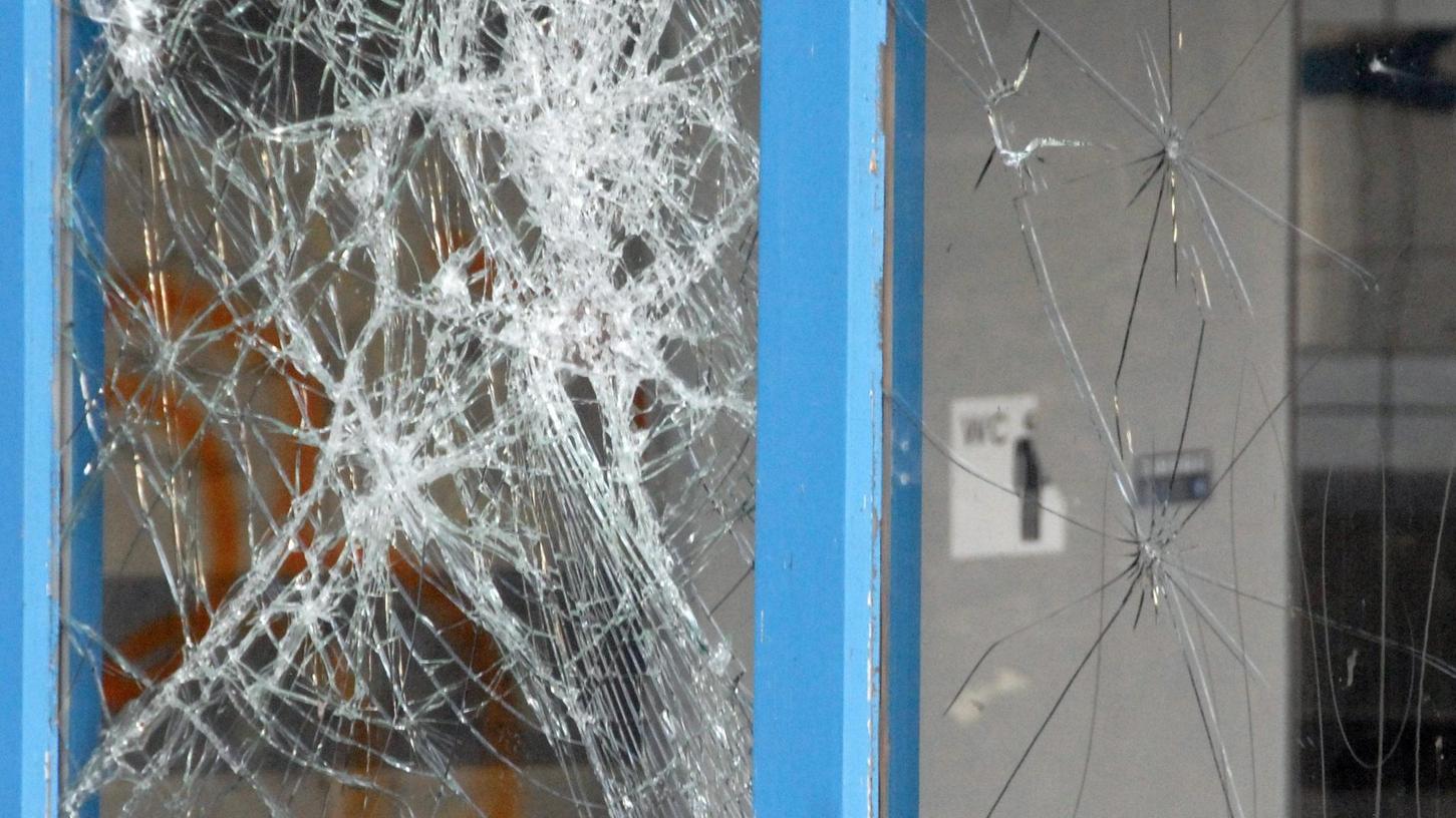 Vandalismus in Aischwiesen: Polizei sucht Zeugen