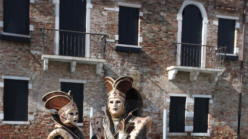 Ein Burgthanner im Karneval in Venedig