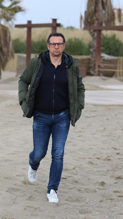 Immerhin: Manager Martin Bader musste seinen lässigen Strand-Look nicht einsauen.