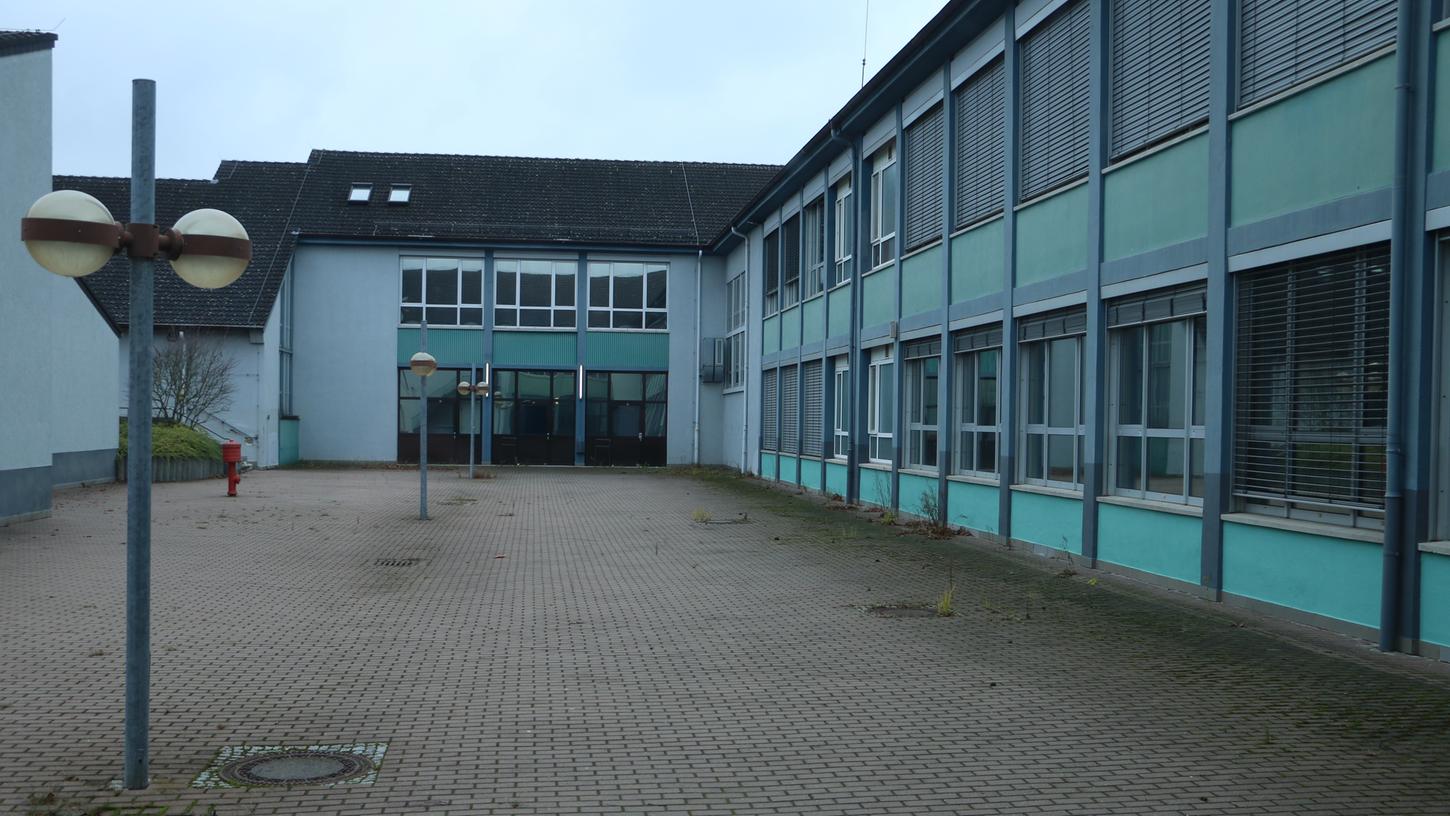 Im Juli wird die Stadt Bamberg die ehemalige Highschool übernehmen. Dann kann die Montessori-Schule einziehen.
