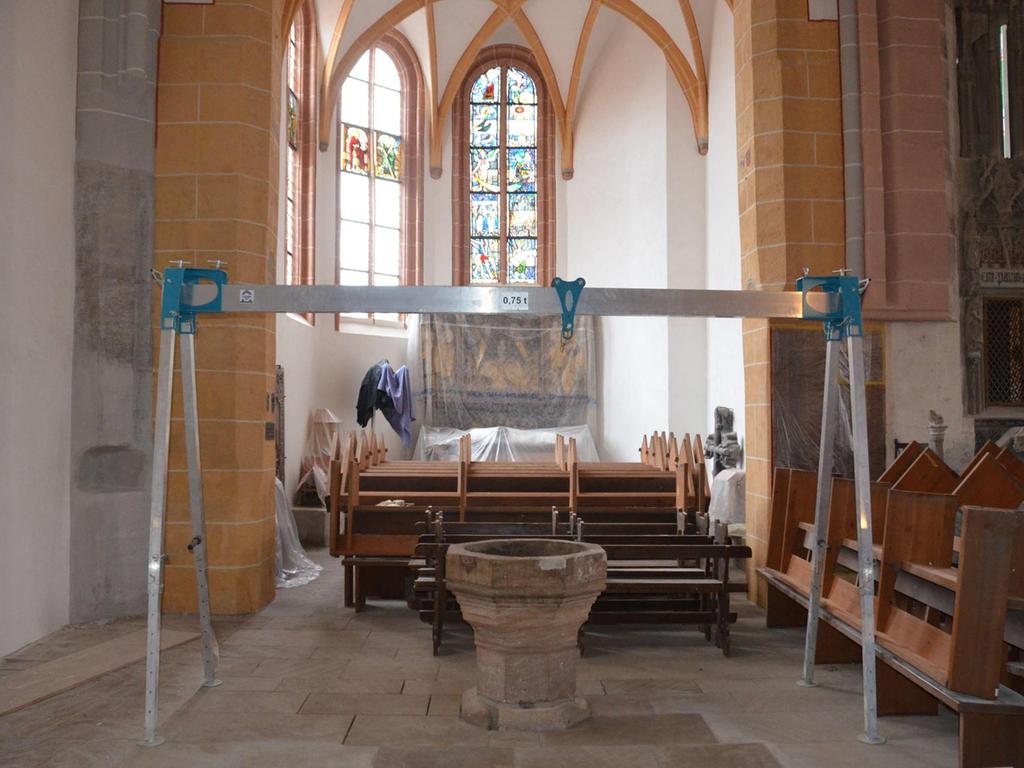 Stadtkirche: Lutzenberger stellte Modell der neuen Kanzel vor