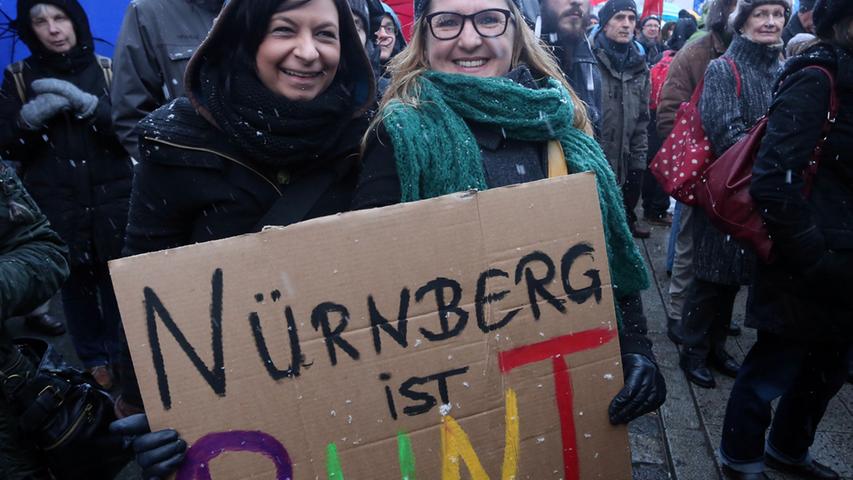 Motiv: Kundgebung "Nürnberg hält zusammen" ....Datum: 30.01.2015 ....Fotograf:  Roland Fengler....Ressort: Lokales