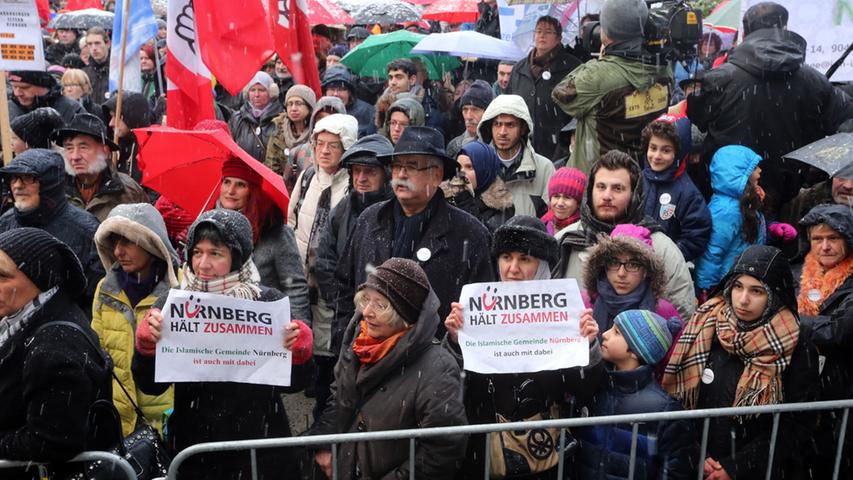 Nürnberg hält zusammen: Maly warnt bei Demo vor "Nügida"