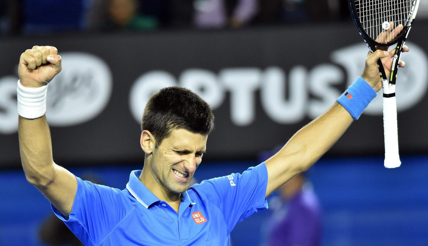 In einem spannenden Finale zieht Novak Djokovic im vierten Satz davon und holt sich den Titel.