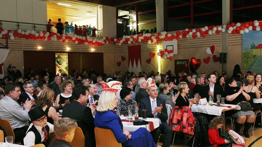 Gala-Prunksitzung in Weisendorf: Blummazupfer Helau!