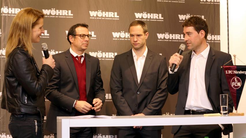 Im Gespräch mit Müller-Hohenstein findet Coach René Weiler (rechts) nur lobende Worte: "Nürnberg gefällt mir sehr gut. Die Leute hier sind kritisch, aber warmherzig. Die Infrastruktur beim Club übertrifft die bei meinen bisherigen Stationen natürlich klar."