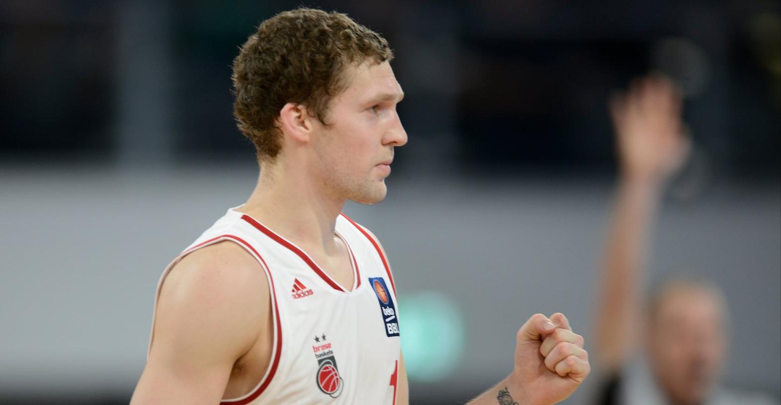 Trotz 30 Punkten von Janis Strelnieks gingen die Brose Baskets Bamberg am Ende als Verlierer vom Platz.