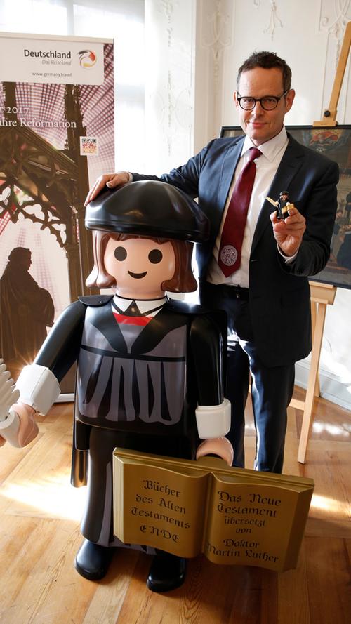 Playmobil stellt Luther-Figur vor