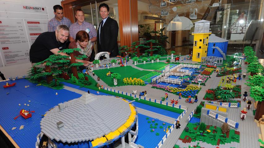 Viel Arbeit und Detailversessenheit hat Lego-Fan Herbert Meier auch in die Nachbildung des Neumarkter Landesgartenschau-Geländes gesteckt.