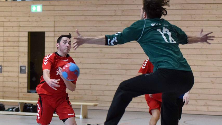 Handball-BOL: Viele Tore im Spiel der SG gegen den MTV Stadeln