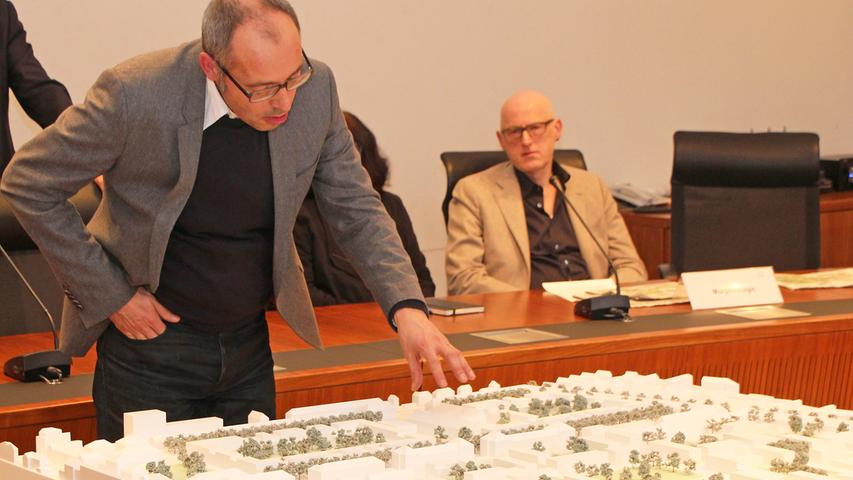 Frank Boberg von Pesch & Partner Architekten erklärte, wie die Lagarde-Kaserne...