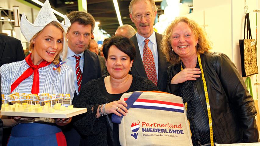 ... Die Niederländer präsentieren ihre leckersten Käsesorten.