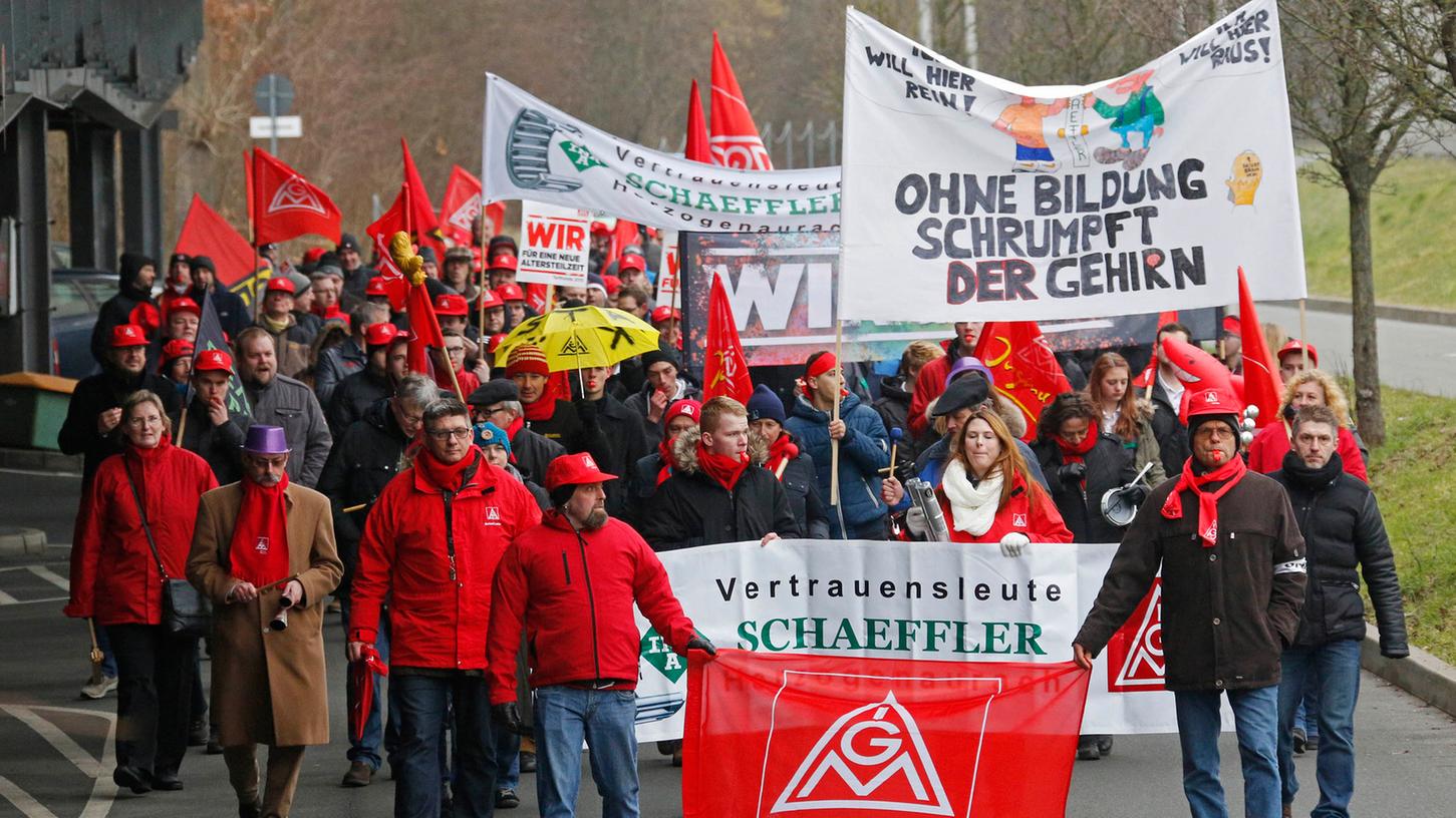 Warnstreik bei Schaeffler in Herzogenaurach