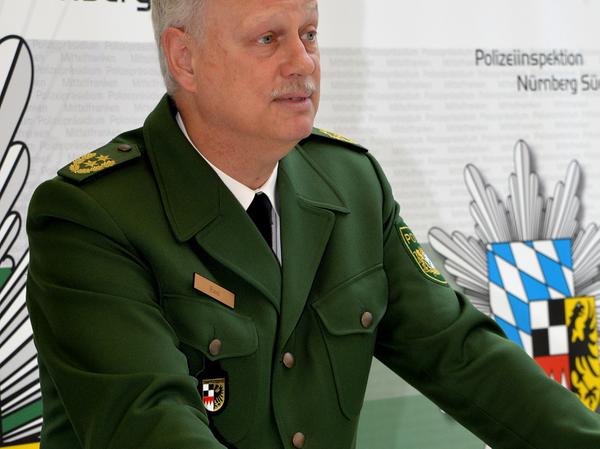 "Der Datenschutz nimmt überhand", findet der mittelfränkische Polizeipräsident Johann Rast.