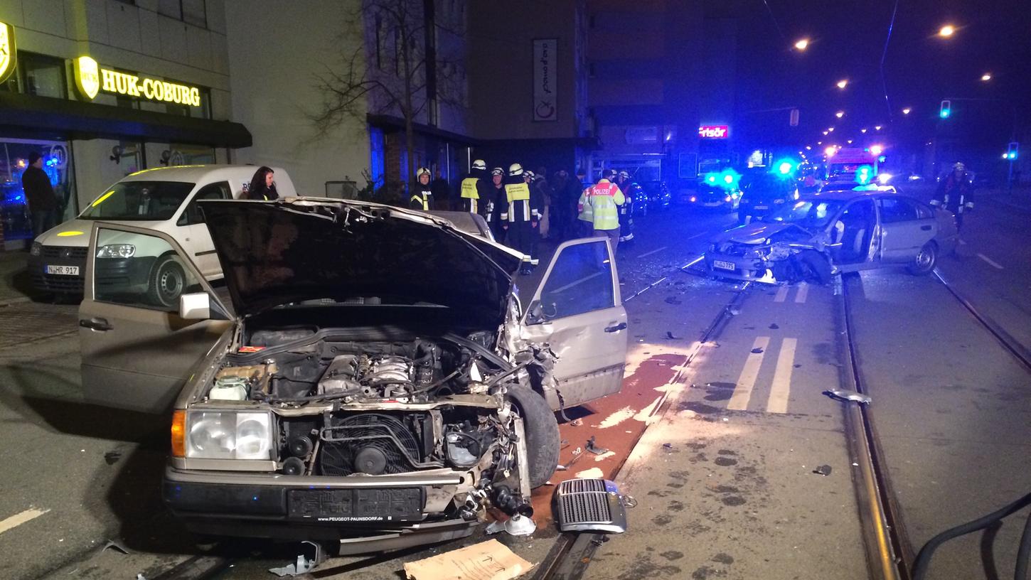 Unfall in der Ostendstraße sorgte für Verkehrschaos 
