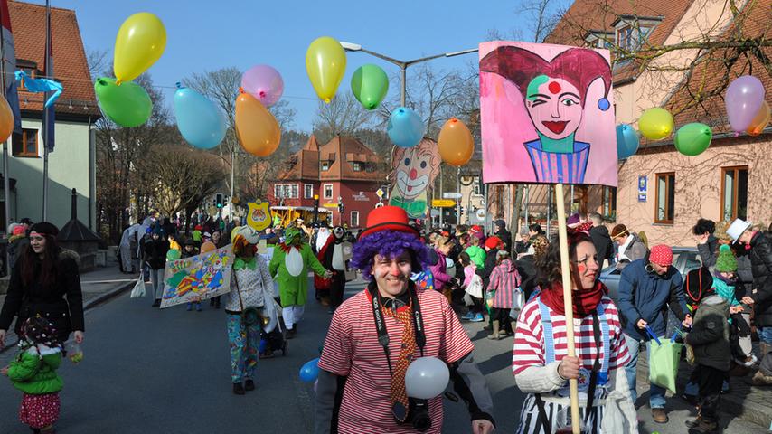Fasching in Georgensgmünd: Ballons, Liebe und grippale Infekte