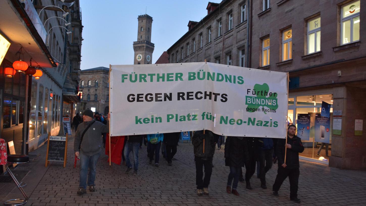 Fürther demonstrieren gegen Nügida