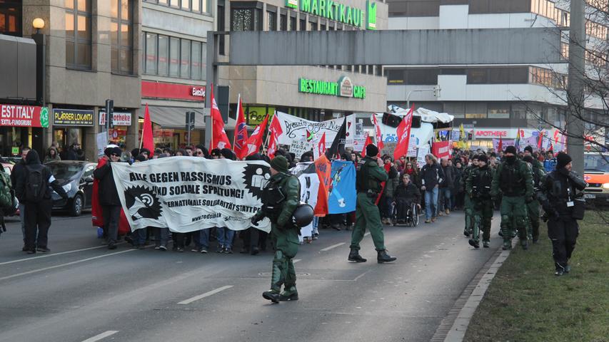 Anti-Nügida-Demo: "Widerstand gegen Rassismus"