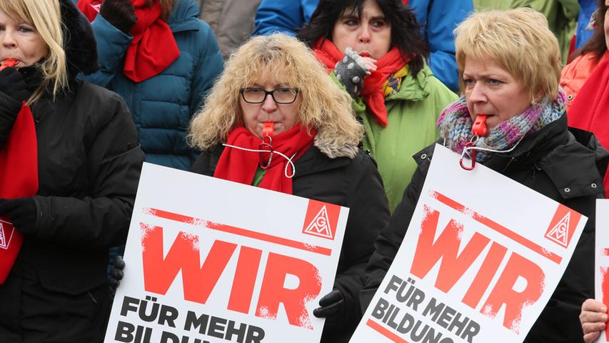 Tarifkonflikt in Erlangen: 600 Siemens-Beschäftigte streikten
