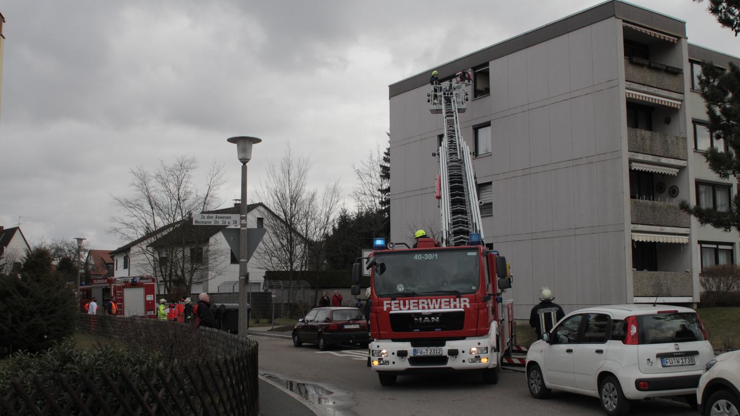 Oberasbach: Mülleimer brennt auf Balkon