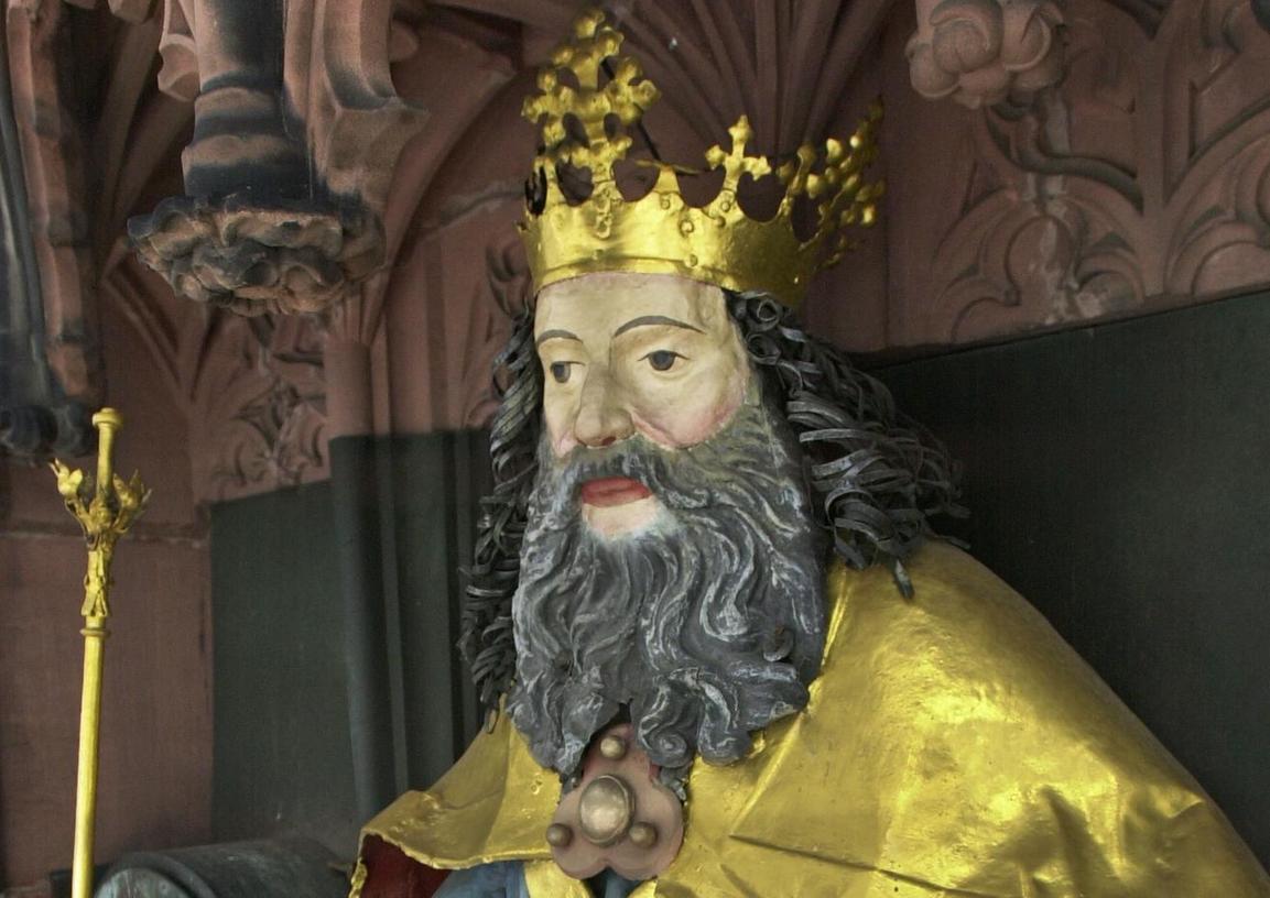 Kaiser Karl IV. rückt Nürnberg und Prag zusammen