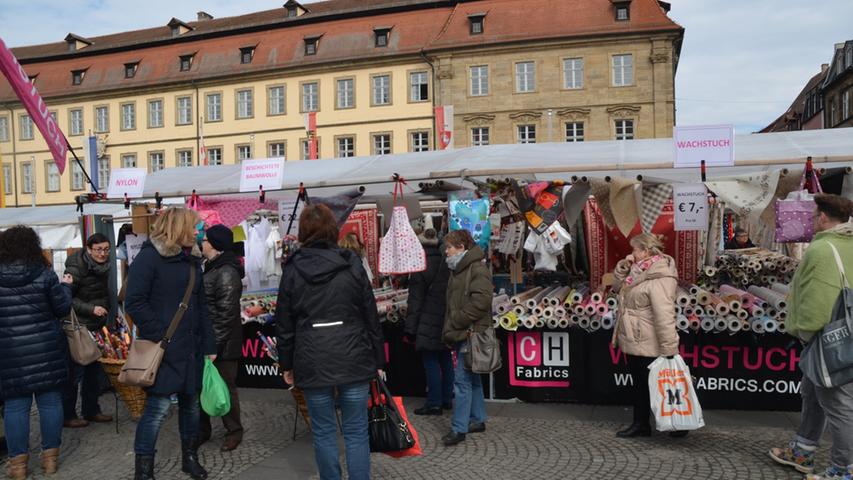 Stoffe so weit das Auge reicht: Stoffmarkt in Bamberg