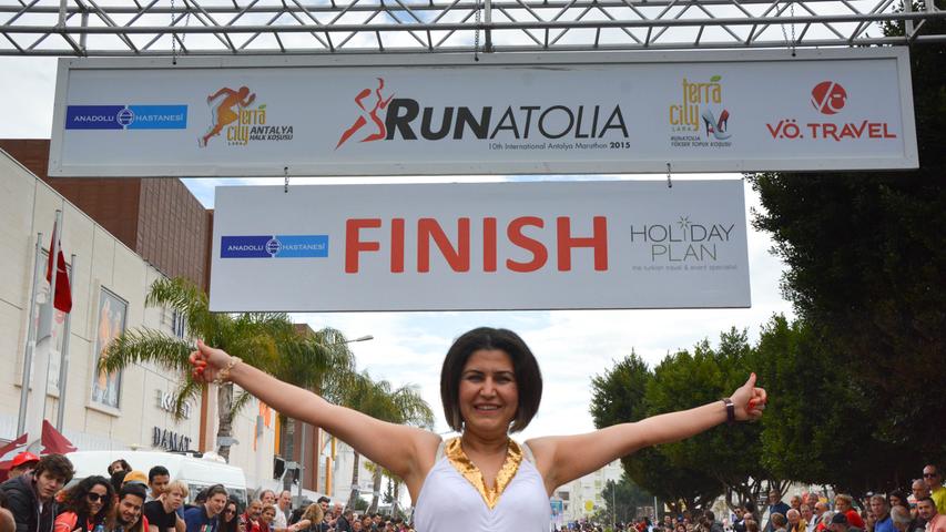 High-Heels-Lauf und Fun Run in Antalya
