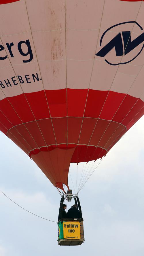 Buntes Farbenspiel über Nürnberg: Ballone stiegen in die Höhe