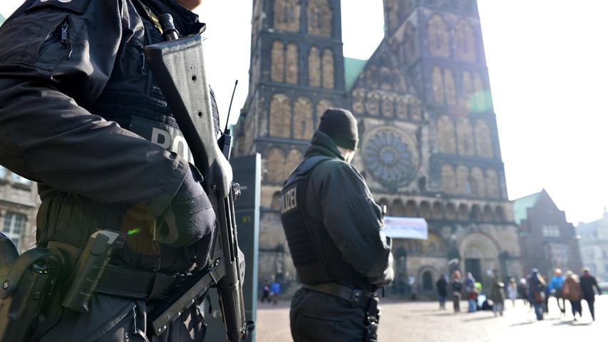Polizei zeigt nach Terror-Warnung in Bremen massive Präsenz