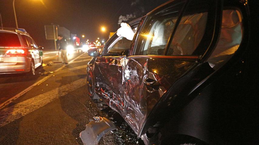 Zwei Verletzte in Bamberg: Streifenwagen prallt gegen Auto