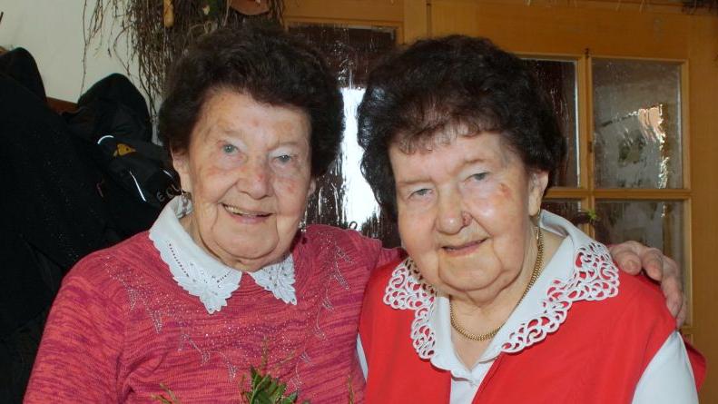 Zwillinge feierten 95. Geburtstag