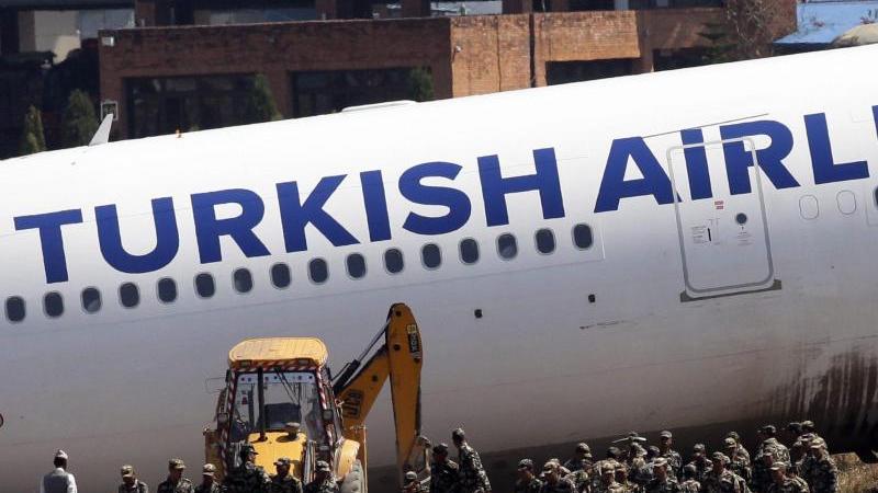 Eine Bombenwarnung in einer Turkish-Airlines-Maschine stellte sich als Scherz heraus.