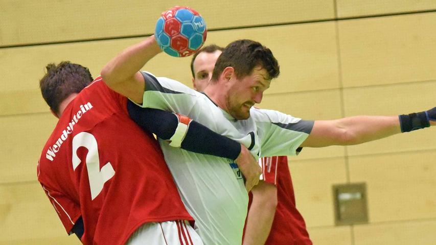 Handball-BOL: „Derbysieg!“ für die SG gegen Wendelstein