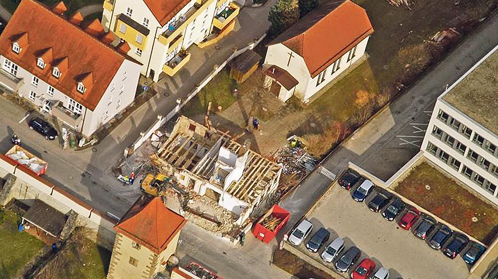 Gemeindezentrum weicht Neubau Gemeindezentrum weicht Neubau