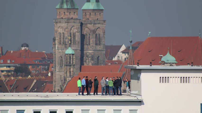 Sonnensichel und Glitzer-Brillen: Die #Sofi2015 in Nürnberg