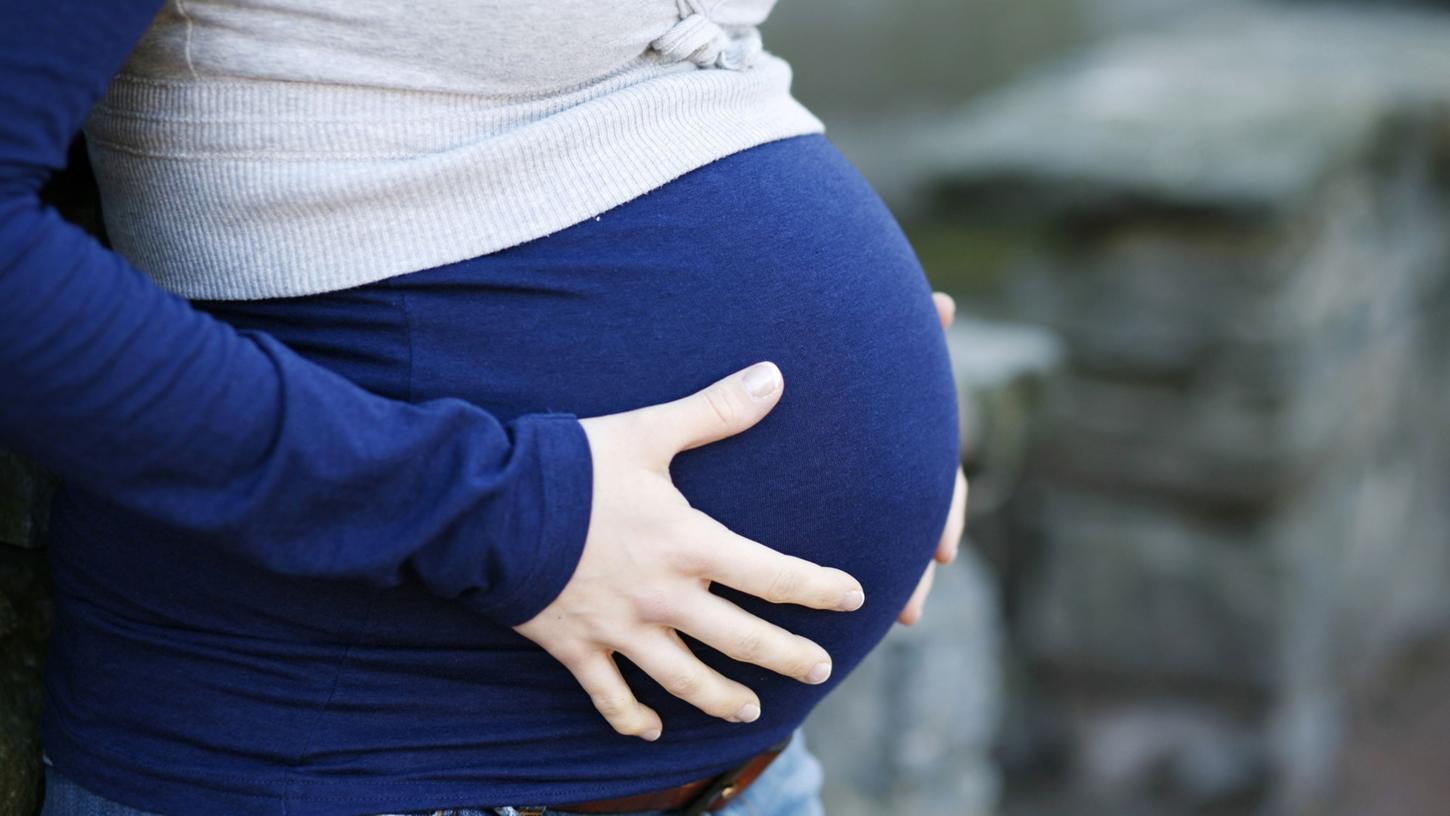 Amberg: Junge Frau klaut Schwangerschaftstest
