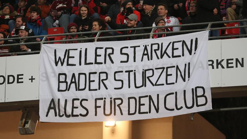 Die Fans hatten nach der Heimniederlage gegen den VfL Bochum mit Martin Bader jedoch keine Geduld mehr. Im März 2015 war die Zukunft des Sportvorstands ungewiss.