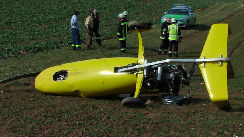 Gyrocopter stürzt bei Pfarrweisach aus 15 Metern Höhe ab 