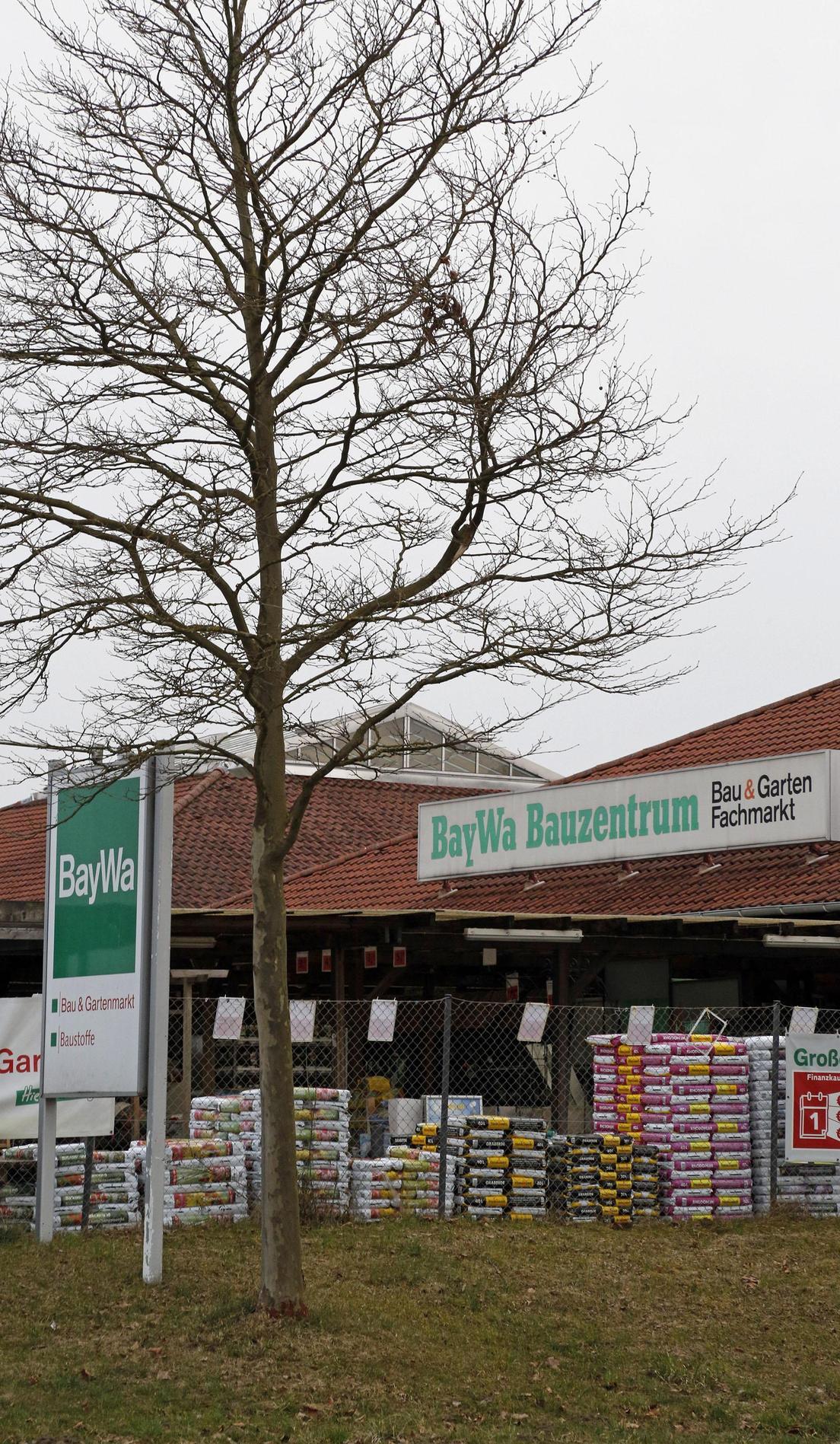 Neumarkter Baywa Bau Garten Center Vor Dem Aus Neumarkt Nordbayern