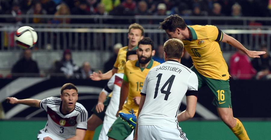 2:2: Podolski rettet Unentschieden gegen Australien