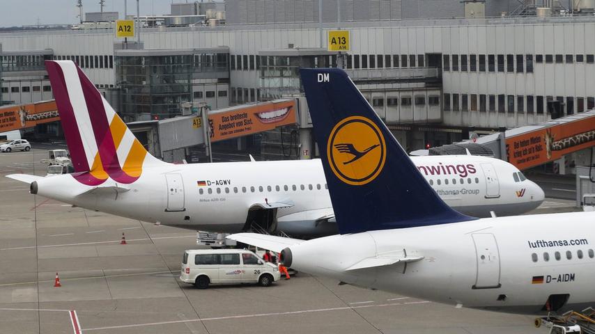 Die Lufthansa hatte nach dem Unglück angekündigt, den Hinterbliebenen 50.000 Euro Soforthilfe zu zahlen.